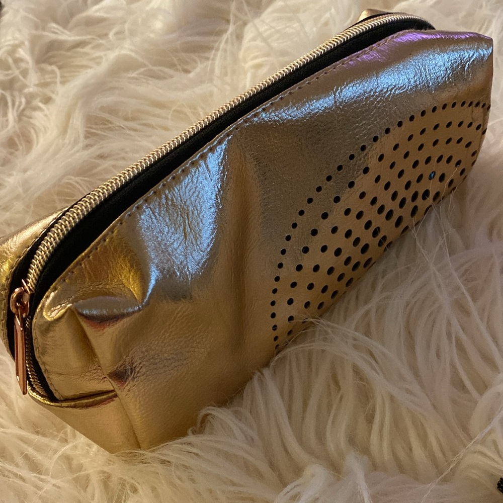 Bundle Of 3 Make Up Cases - image 3